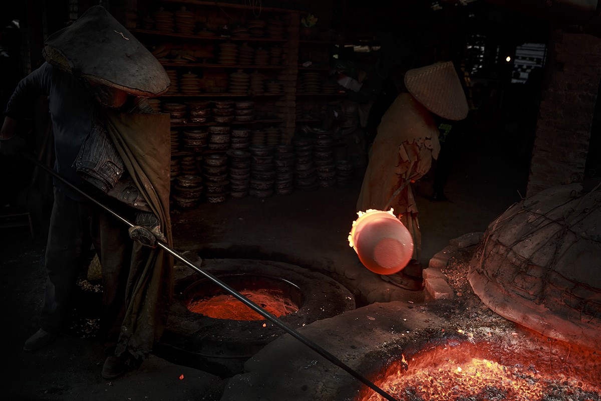 Yingjing Black Pottery | Photo by Min Zhao